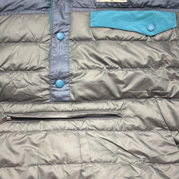 Patagonia Gray and Blue Puffer Jacket - Picture 5 of 10